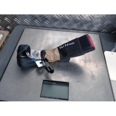 Attache ceinture arriere droit TOYOTA YARIS 3 Photo n°1