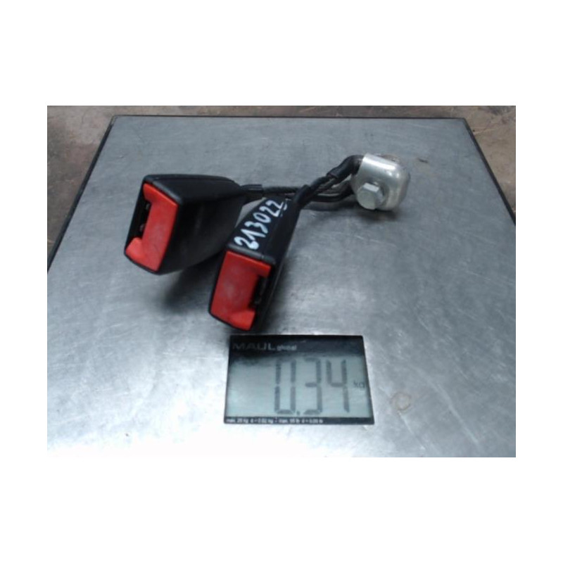 Attache ceinture arriere gauche VOLKSWAGEN POLO 5