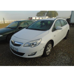 Traverse superieure OPEL ASTRA J SPORTS Photo n°4