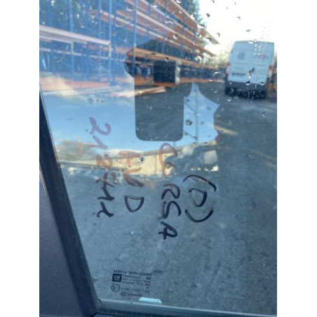 Porte avant droit OPEL CORSA D Photo n°1