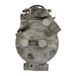 Compresseur clim BMW SERIE 1 E81 Photo n°5