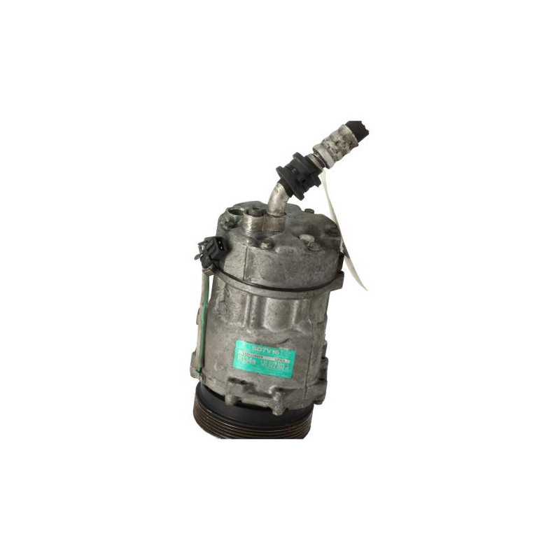 Compresseur clim AUDI A3 1 Photo n°5