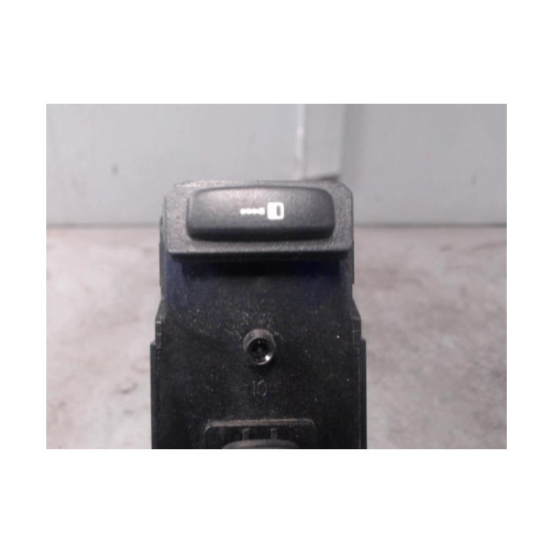 Interrupteur de leve vitre avant droit VOLVO XC 90 1