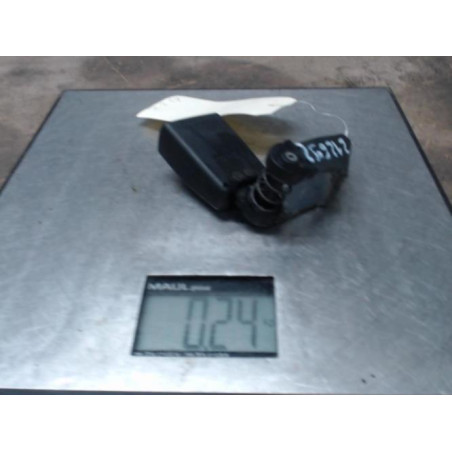 Attache ceinture arriere droit BMW X3 E83 Photo n°1