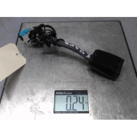 Attache ceinture avant droit VOLKSWAGEN SCIROCCO 3