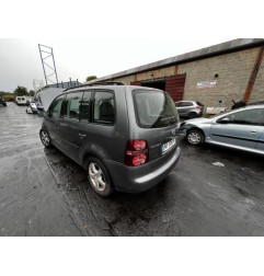 Compresseur clim VOLKSWAGEN TOURAN 1 Photo n°15