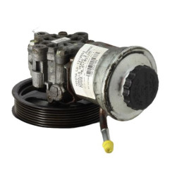 Pompe de direction TOYOTA COROLLA VERSO 2 Photo n°3