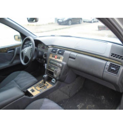 Retroviseur droit MERCEDES CLASSE E 210 Photo n°6