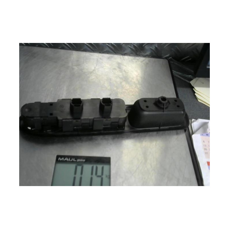 Interrupteur de leve vitre avant gauche PEUGEOT 407