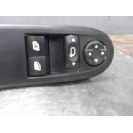 Interrupteur de leve vitre avant gauche CITROEN C3 2