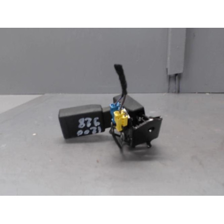 Attache ceinture arriere droit MERCEDES CLASSE CLA 117 Photo n°1