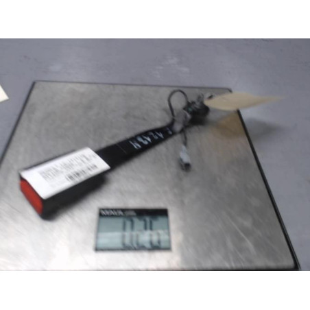 Attache ceinture avant droit RENAULT CAPTUR