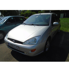 Face avant FORD FOCUS 1 Photo n°10