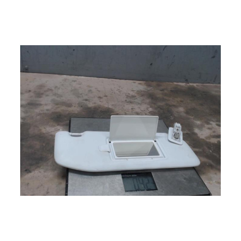 Pare soleil droit PEUGEOT 208 1