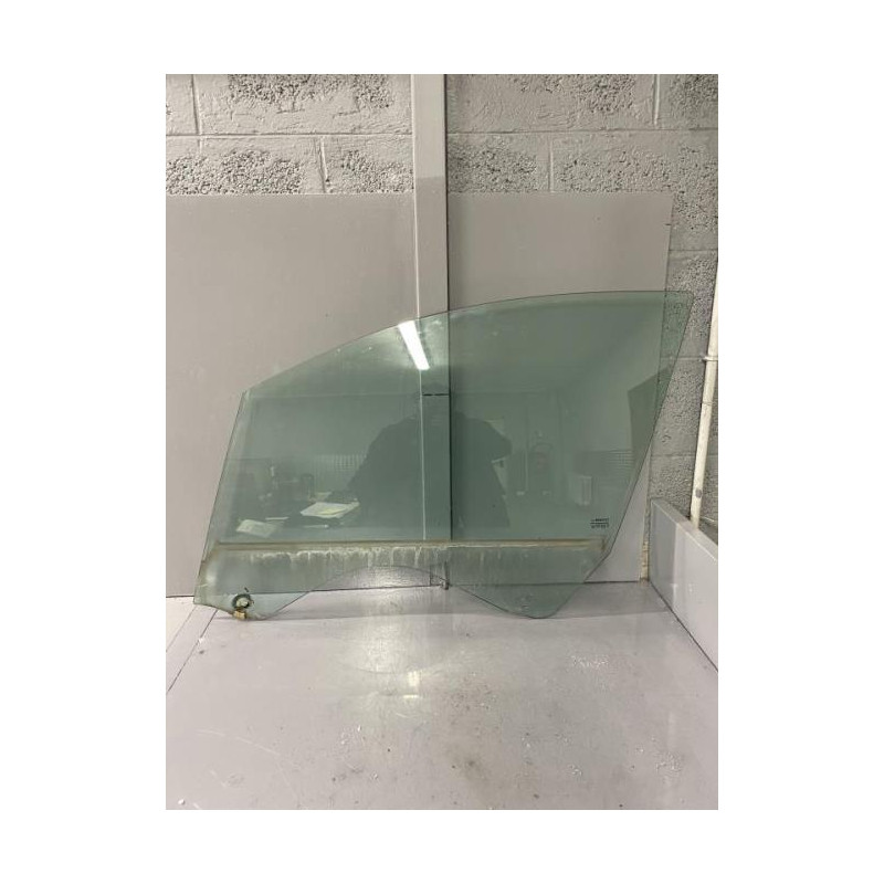 Vitre avant gauche RENAULT VEL SATIS