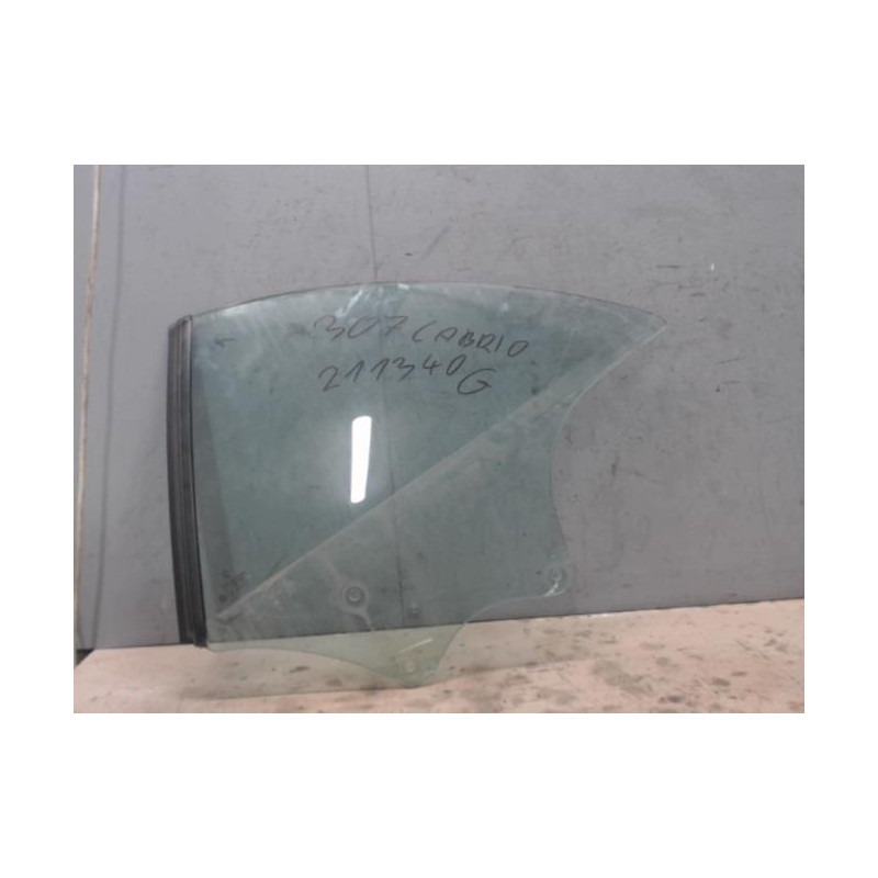 Vitre arriere gauche PEUGEOT 307