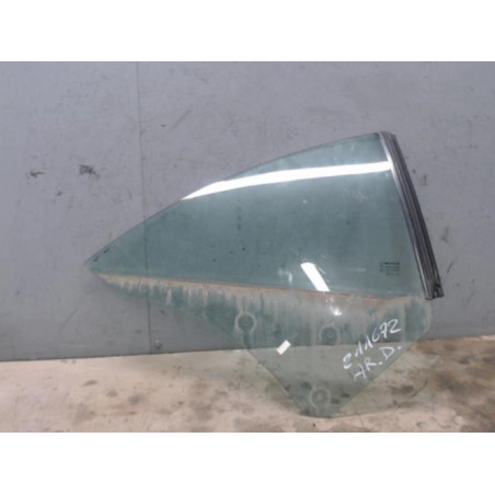 Vitre arriere droit RENAULT MEGANE 3 Photo n°1