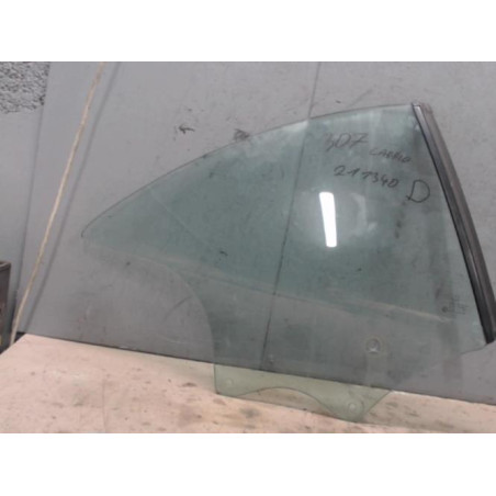 Vitre arriere droit PEUGEOT 307 Photo n°1