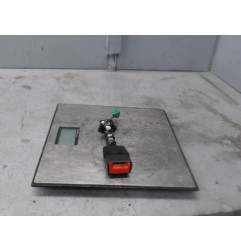 Attache ceinture avant droit FORD KA+ Photo n°3