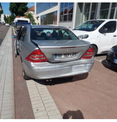 Capot MERCEDES CLASSE C 203 Photo n°7