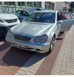 Capot MERCEDES CLASSE C 203 Photo n°8