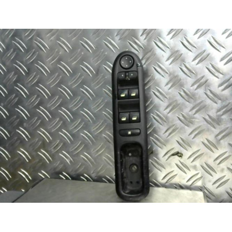 Interrupteur de leve vitre avant gauche PEUGEOT 407