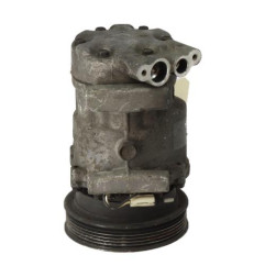 Compresseur clim RENAULT CLIO 2 Photo n°4