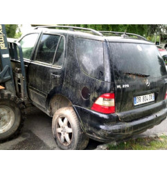 Capot MERCEDES CLASSE M 163 Photo n°4