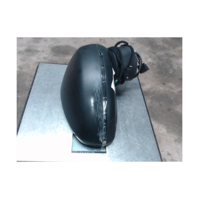 Retroviseur droit AUDI A1