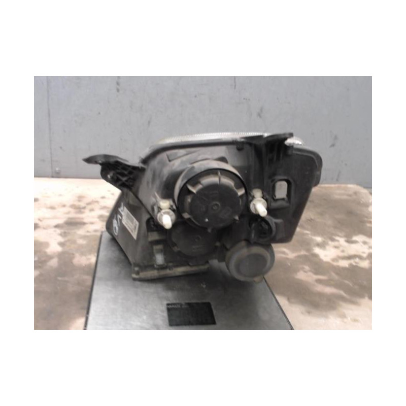 Optique avant principal droit (feux)(phare) OPEL MERIVA A