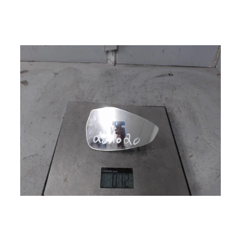 Glace retroviseur droit AUDI A4 4