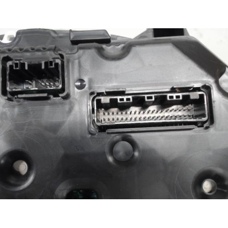 Compteur TOYOTA VERSO-S Photo n°1