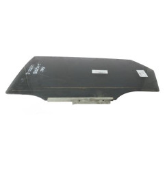 Vitre arriere gauche TOYOTA VERSO-S Photo n°4