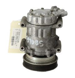 Compresseur clim RENAULT WIND Photo n°3