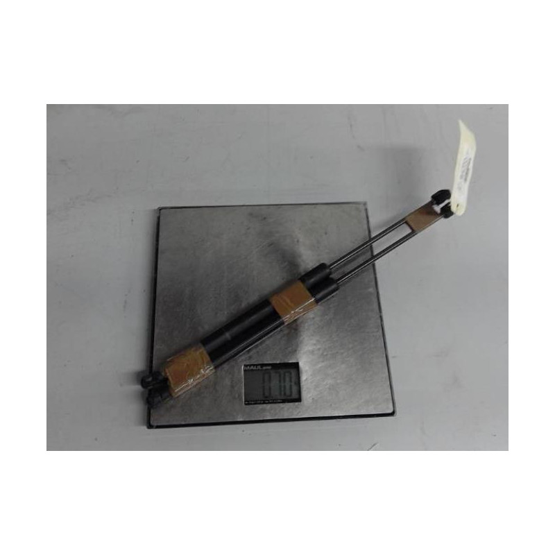 Verin de coffre AUDI Q7 1