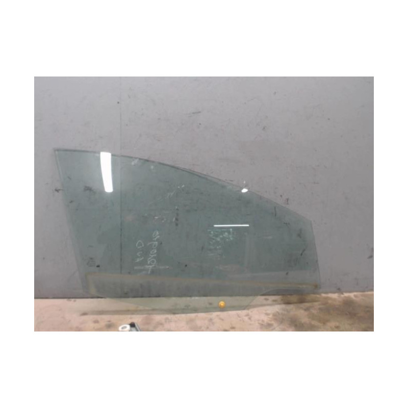 Vitre avant droit FORD FIESTA 6