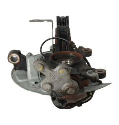 Moyeu avant gauche PEUGEOT 308 2 Photo n°1