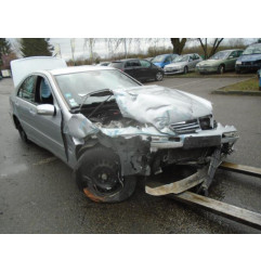 Volant MERCEDES CLASSE C 203 Photo n°10