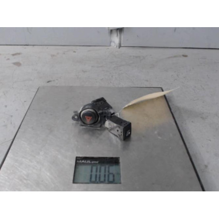 Bouton de warning NISSAN NV200 Photo n°1