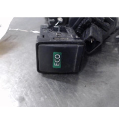 Bouton de warning NISSAN NV200 Photo n°4