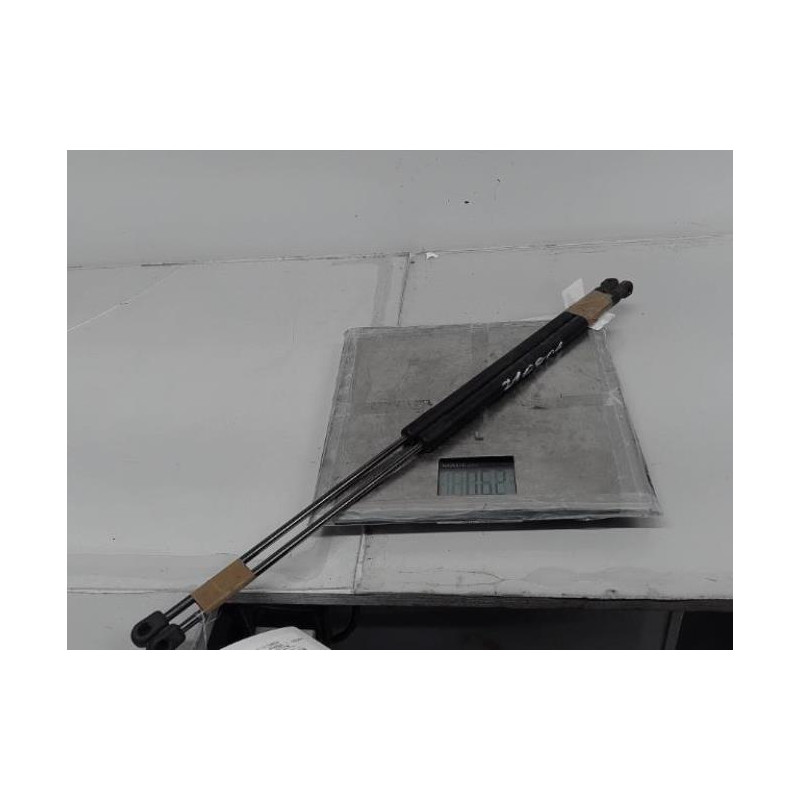 Verin de coffre RENAULT MEGANE 3