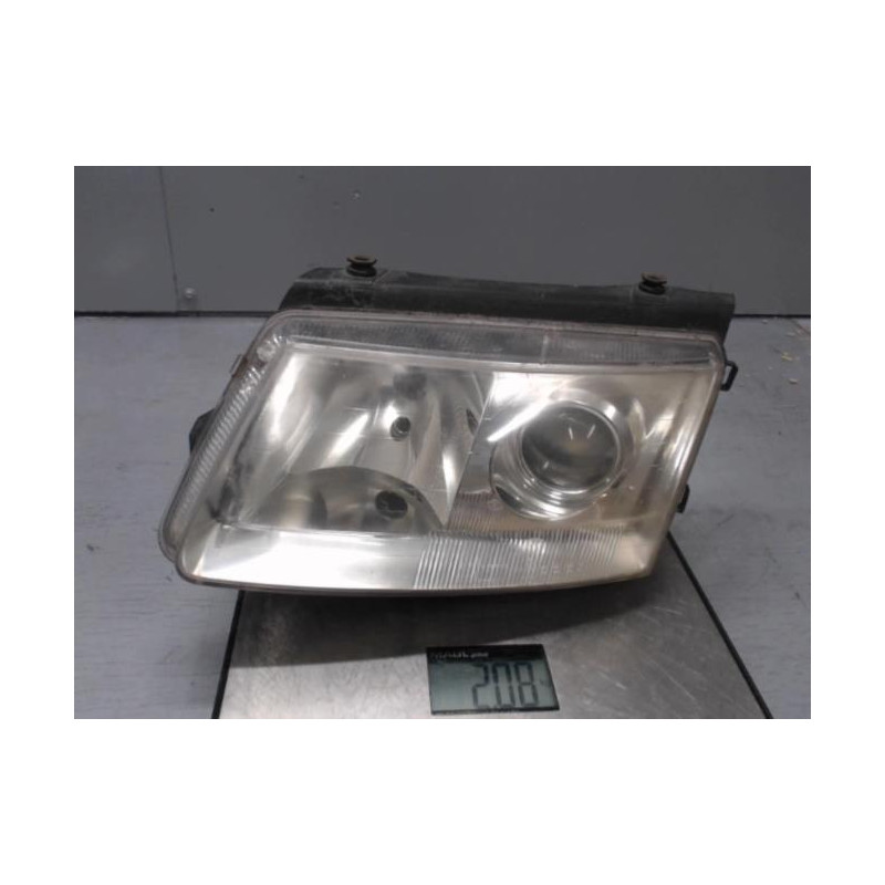 Optique avant principal gauche (feux)(phare) VOLKSWAGEN PASSAT 4
