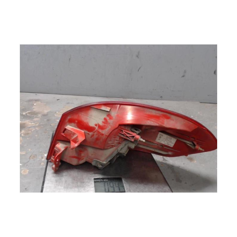Feu arriere principal gauche (feux) RENAULT CLIO 3