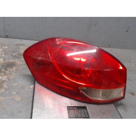 Feu arriere principal gauche (feux) RENAULT CLIO 3