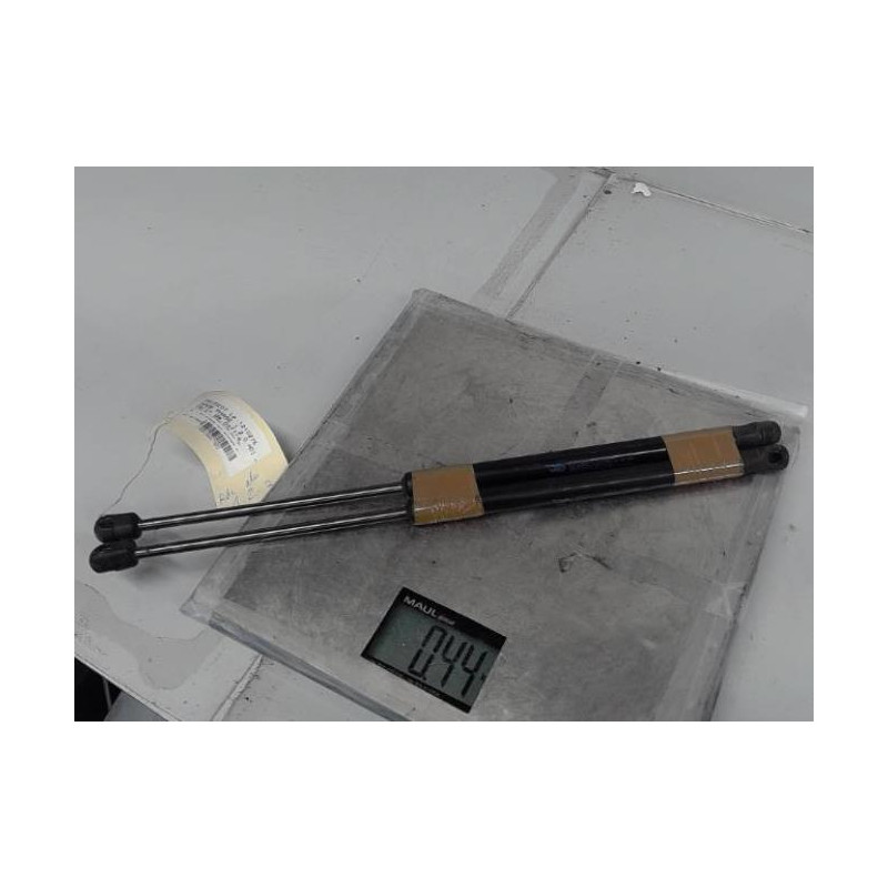 Verin de coffre PEUGEOT 3008 1