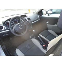 Capot RENAULT CLIO 3 Photo n°4