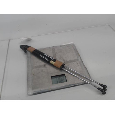 Verin de coffre SUBARU IMPREZA 2