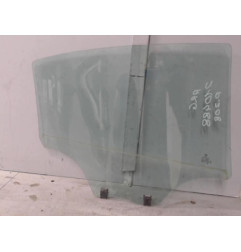 Vitre arriere gauche PEUGEOT 208 Photo n°1