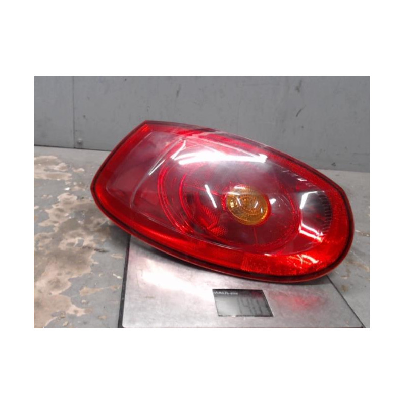 Feu arriere principal gauche (feux) FIAT BRAVO 2
