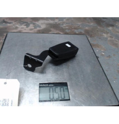 Attache ceinture arriere droit HYUNDAI COUPE 2 Photo n°1